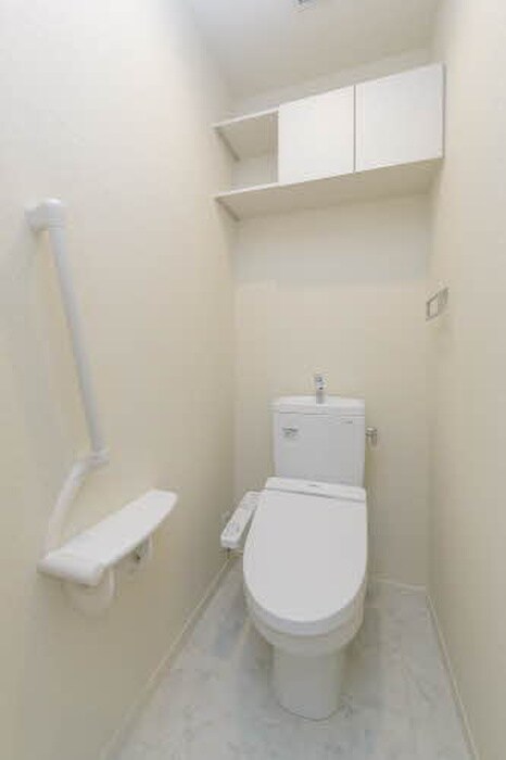 物件内観写真6　(トイレ)