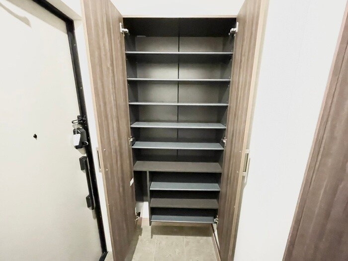 物件内観写真20　(靴箱)