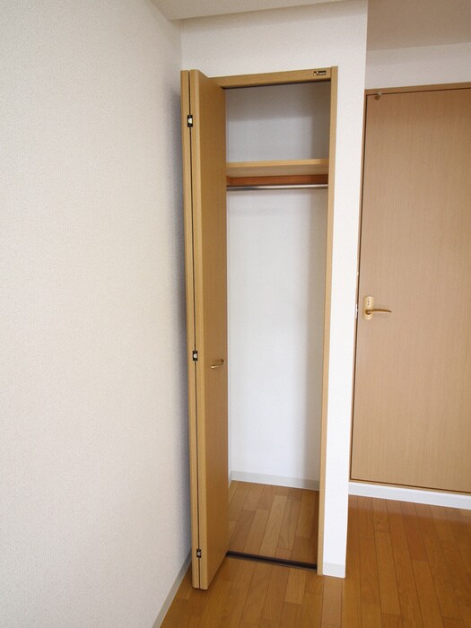 物件内観写真9　(収納)