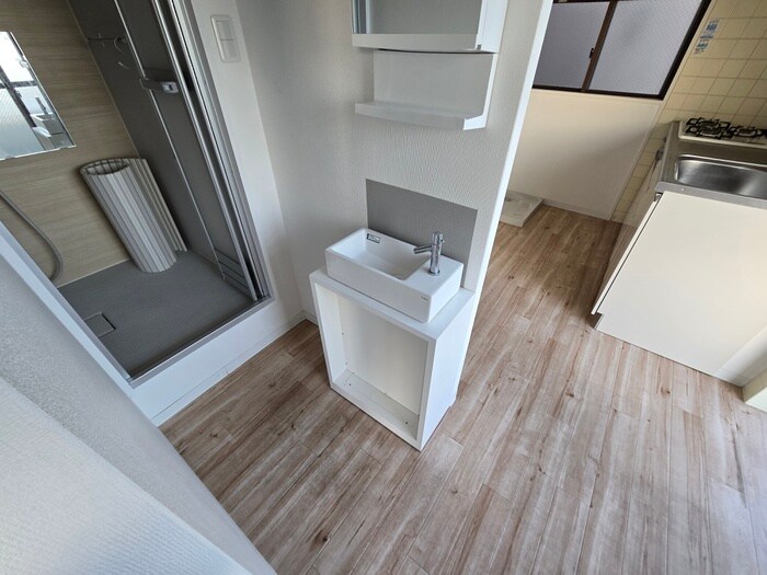 物件内観写真10　(洗面)