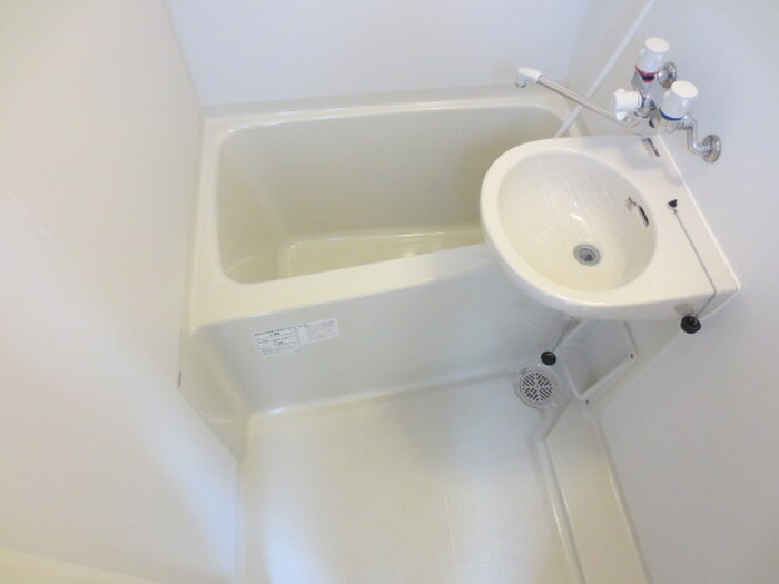 物件内観写真11　(バス／シャワールーム等)