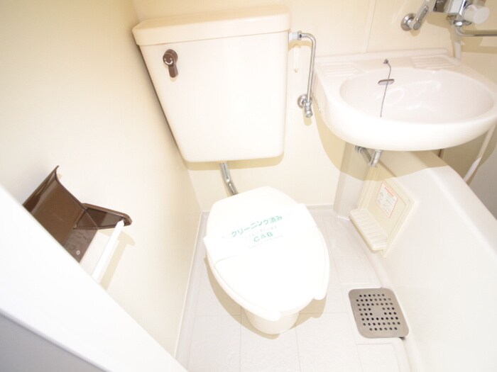 物件内観写真15　(トイレ)