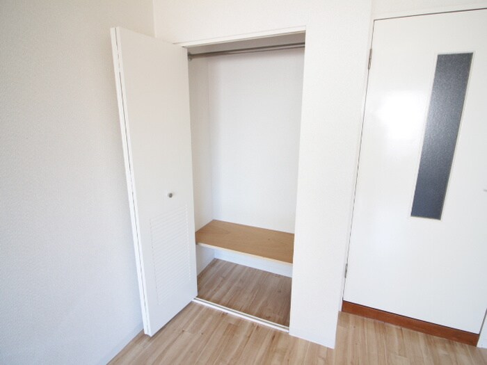 物件内観写真16　(収納)