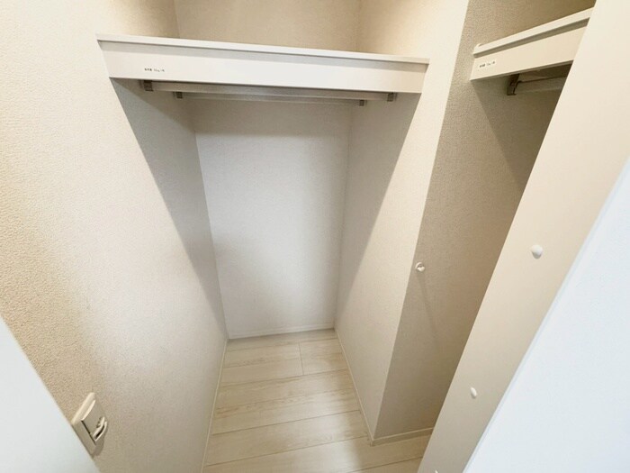 物件内観写真10　(収納)