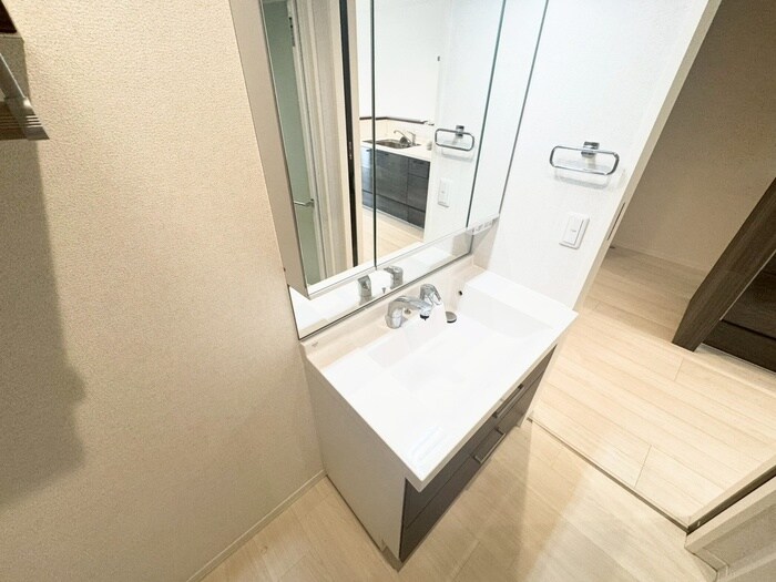 物件内観写真13　(洗面)