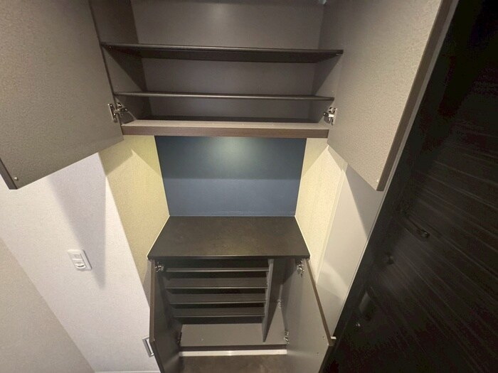 物件内観写真16　(靴箱)