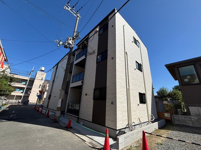 物件外観写真1　(外観写真)