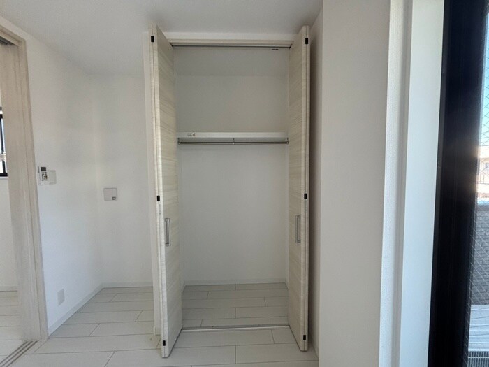 物件内観写真18　(収納)