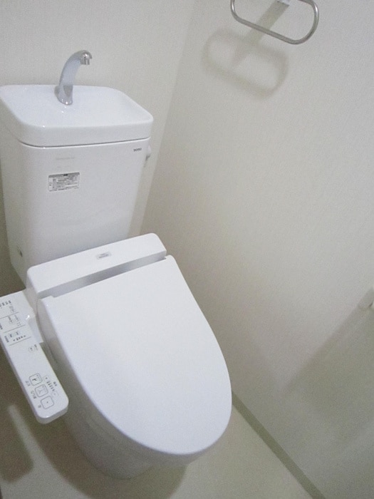 物件内観写真10　(トイレ)