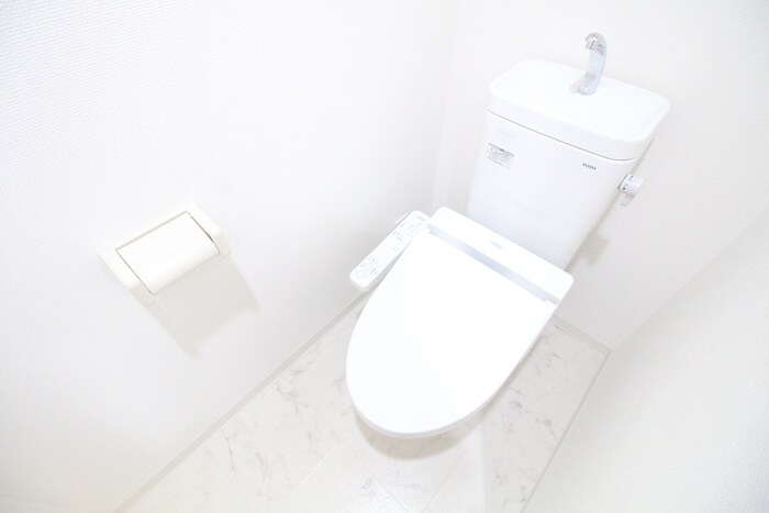 物件内観写真12　(トイレ)