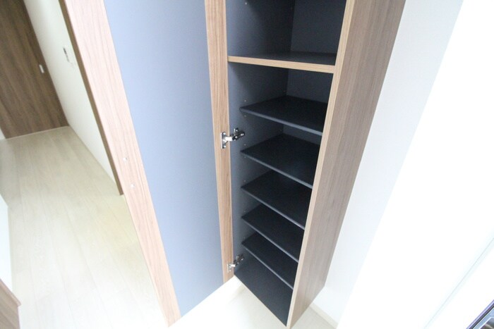 物件内観写真16　(靴箱)