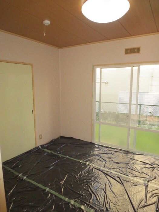 物件内観写真9　(居室)