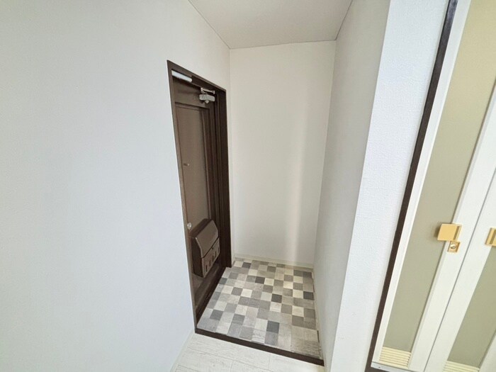 物件内観写真20　(玄関)