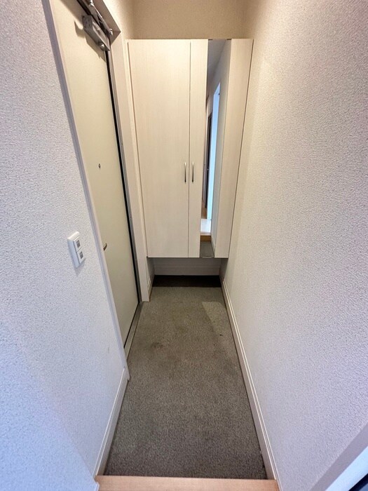 物件内観写真15　(玄関)