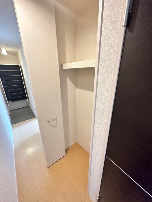 物件内観写真22　(収納)