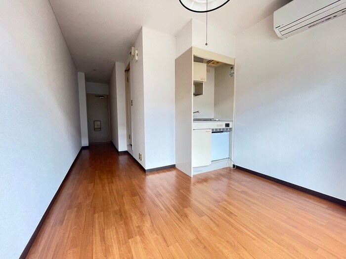 物件内観写真8　(居室)