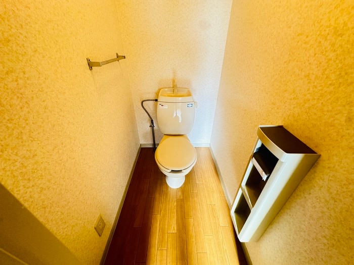 物件内観写真12　(トイレ)