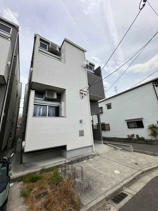 物件外観写真2　(外観写真)