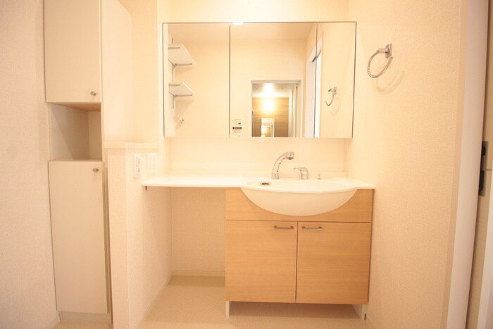 物件内観写真13　(洗面)