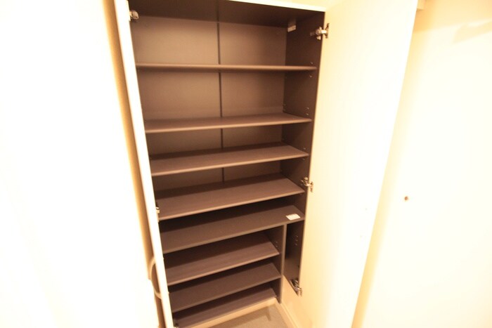 物件内観写真17　(靴箱)