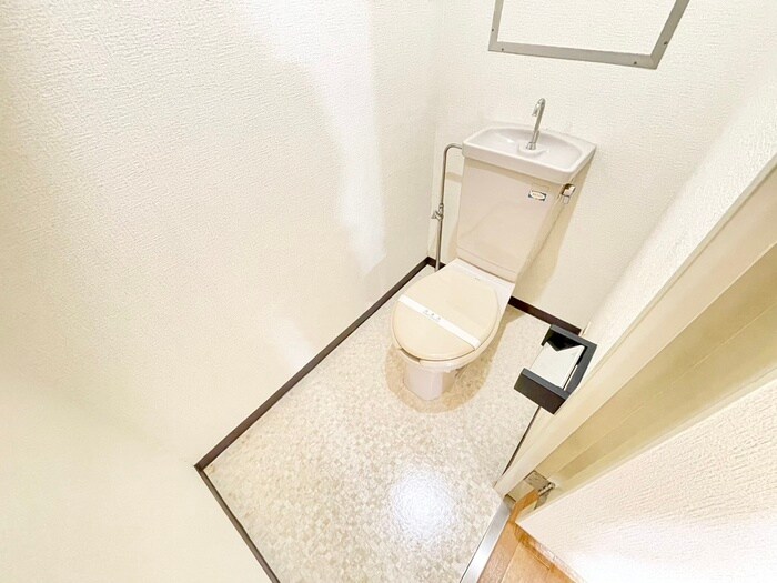 物件内観写真17　(トイレ)