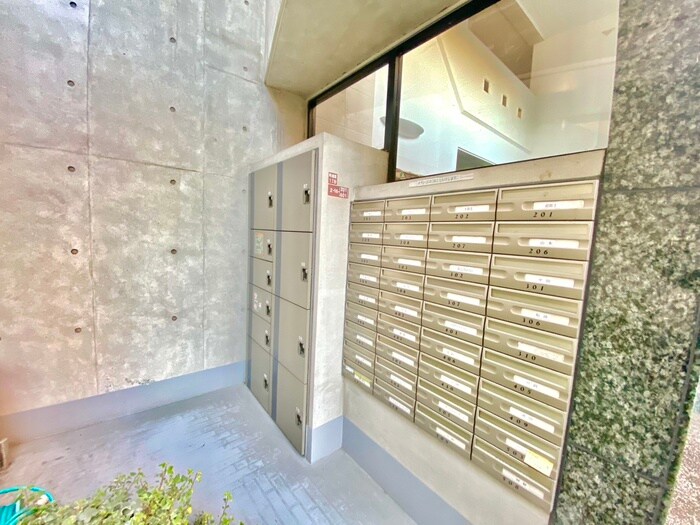 物件外観写真4　(建物設備)