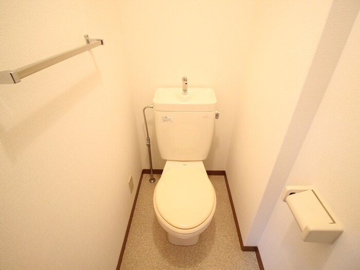 物件内観写真13　(トイレ)