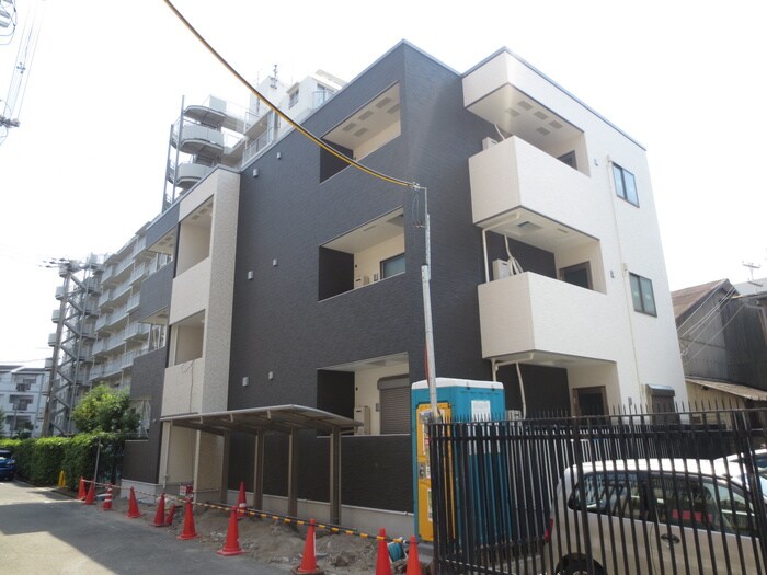 物件外観写真1　(外観写真)