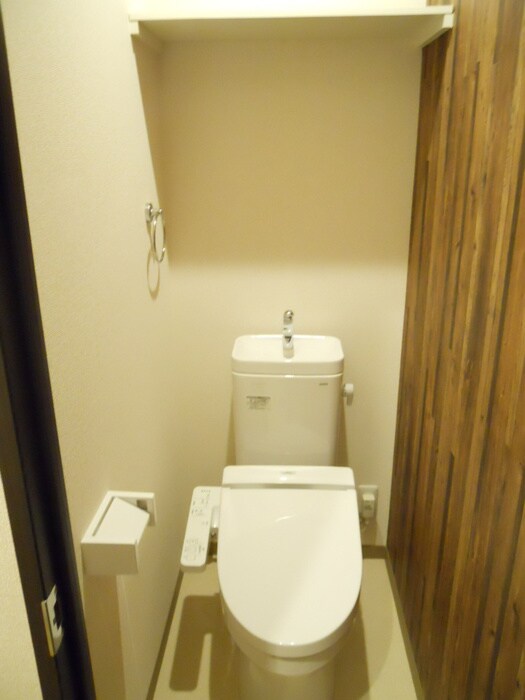 物件内観写真16　(トイレ)