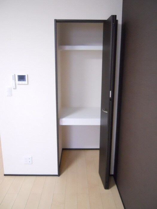 物件内観写真20　(収納)