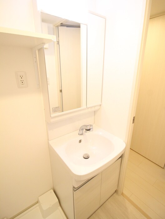 物件内観写真12　(洗面)