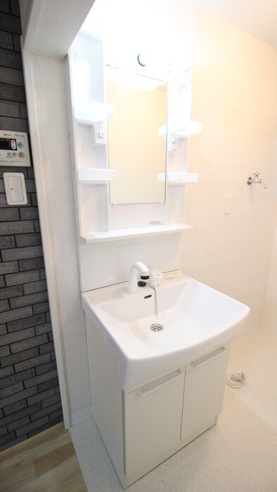 物件内観写真11　(洗面)