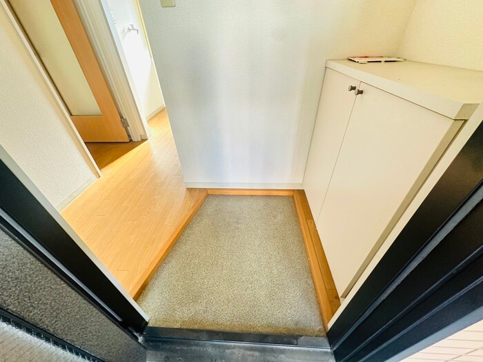 物件内観写真19　(玄関)