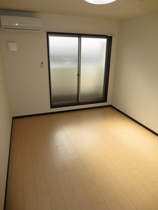 物件内観写真18　(室内からの展望)