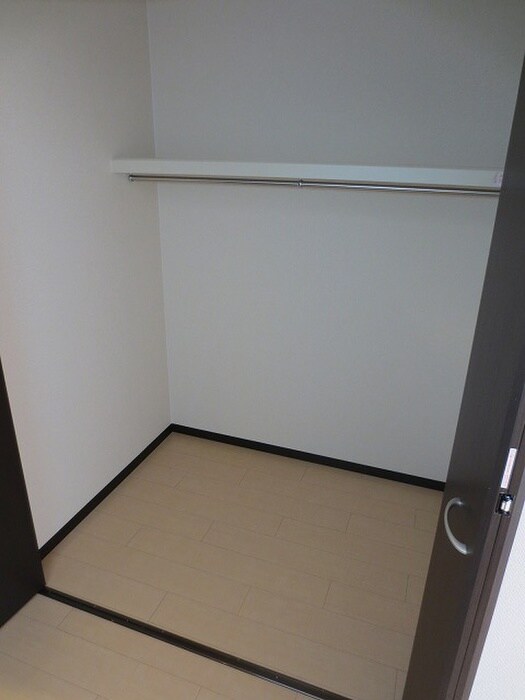 物件内観写真21　(収納)