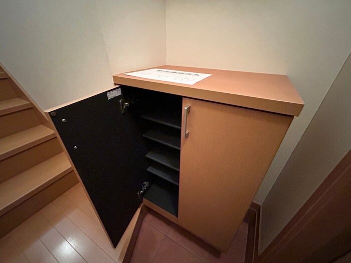 物件内観写真19　(靴箱)