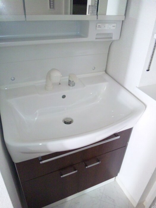 物件内観写真12　(洗面)