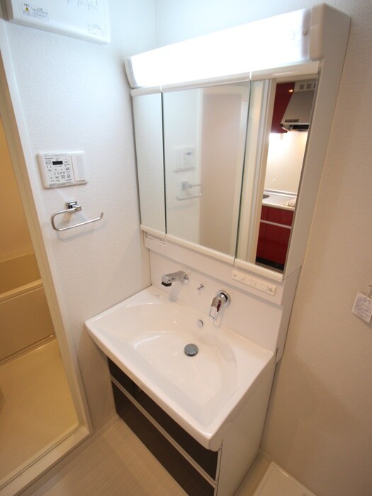 物件内観写真10　(洗面)