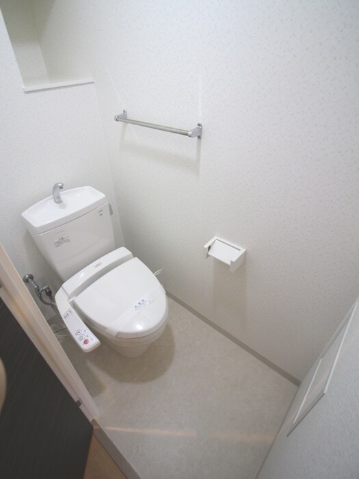 物件内観写真11　(トイレ)