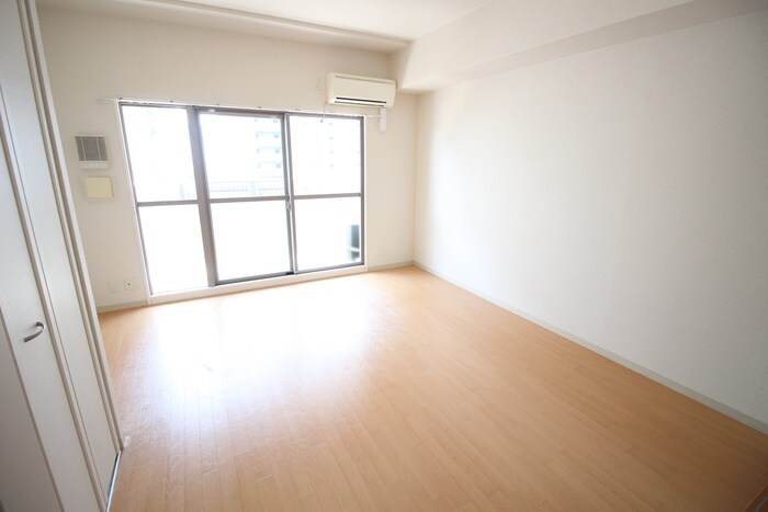 物件内観写真12　(居室)