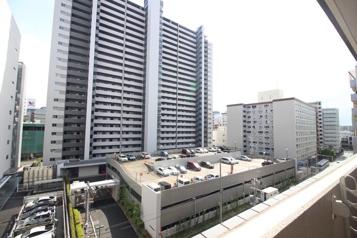 物件内観写真17　(室内からの展望)