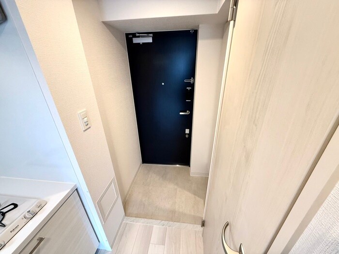 物件内観写真7　(玄関)