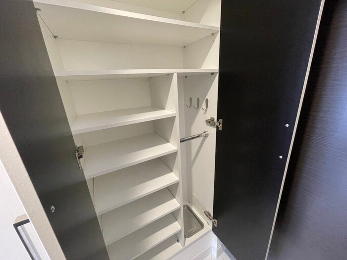 物件内観写真17　(靴箱)