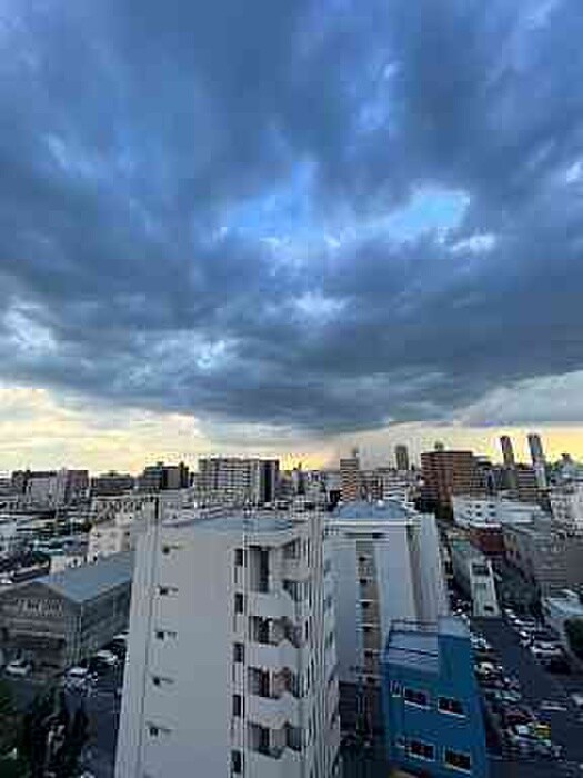 物件内観写真22　(室内からの展望)