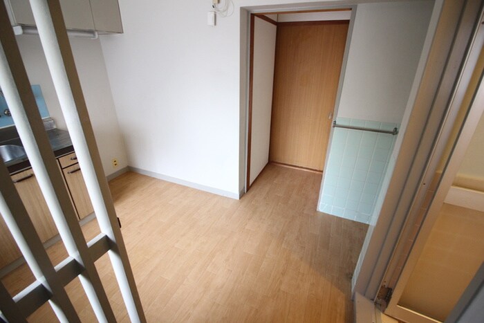 物件内観写真19　(廊下)