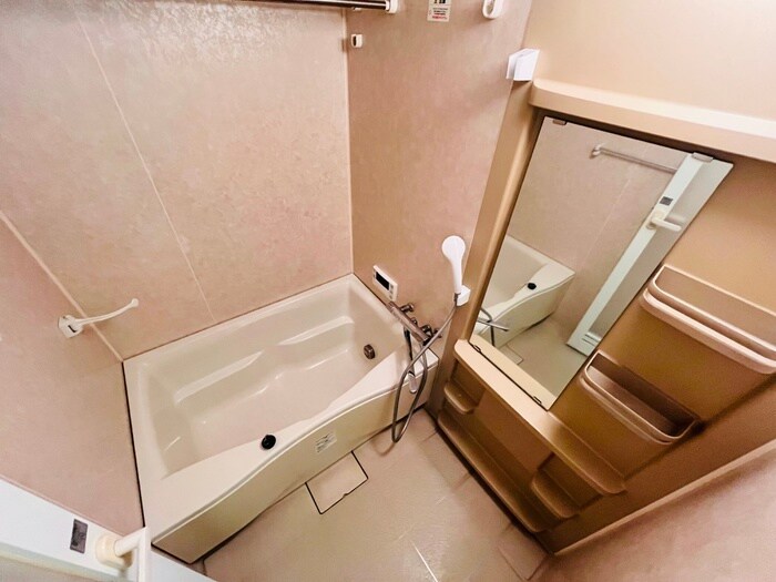 物件内観写真10　(バス／シャワールーム等)