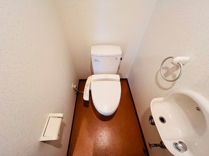 物件内観写真11　(トイレ)