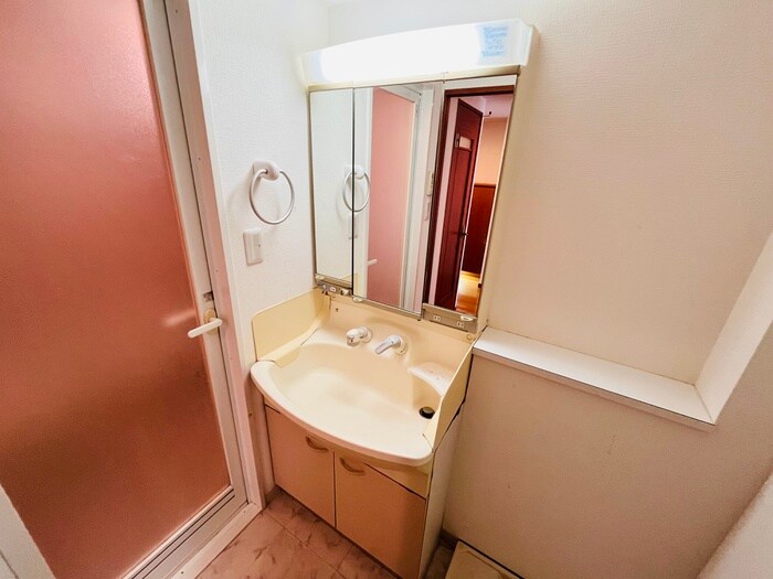 物件内観写真12　(収納)