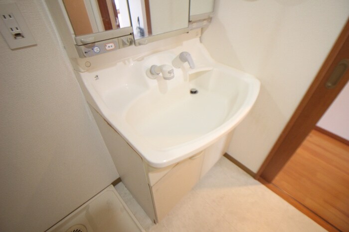 物件内観写真13　(洗面)