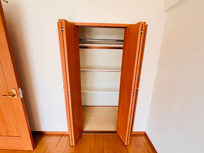物件内観写真13　(収納)